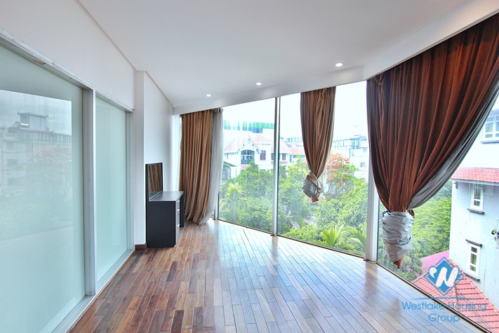 Unique roof-top swimming pool house for rent in Tay Ho, Hanoi 